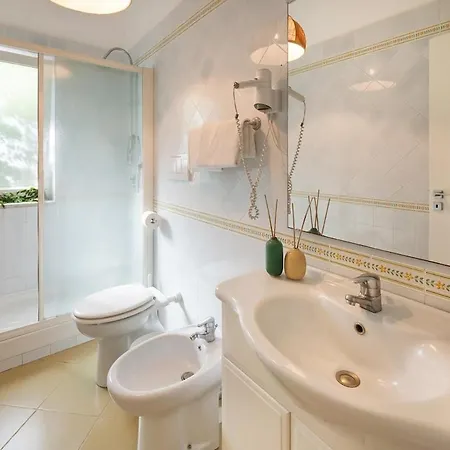 Marinella Close To The Sea With Private Pool Villa *
