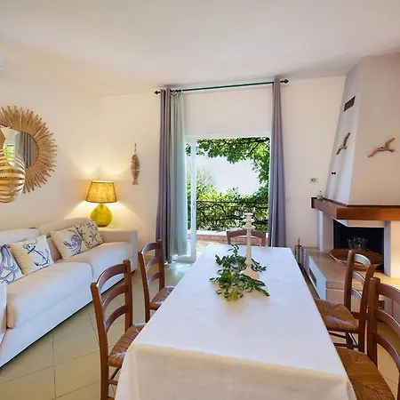Marinella Close To The Sea With Private Pool